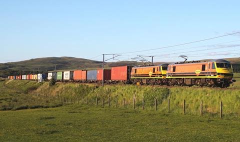 Freightliner intermodal train