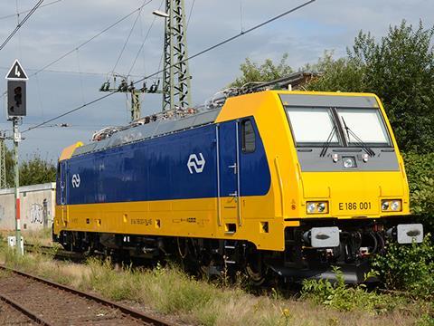 Bombardier Traxx electric locomotive for NS Reizigers (Photo: Rob van Ee)