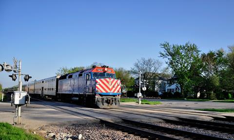 Metra train at Norwood Park on the UP Harvard Subdivision (Photo vxla, CC BY 20)