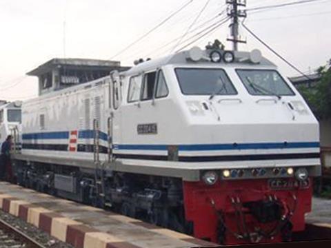 tn_id-loco-c20emp-ge_02.jpg