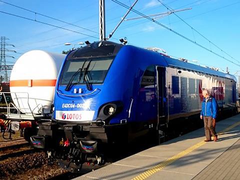 Newag E4DCUd Griffin electric locomotive.