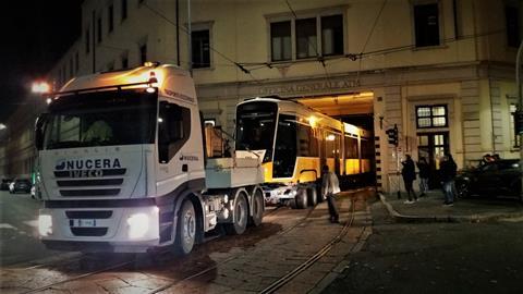 Milano Stadler Tramlink tram (2)