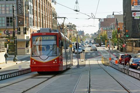 Washington DC Streetcar (Photo Mario Roberto Duran Ortiz, Wikimedia, CC BY-SA 4.0)