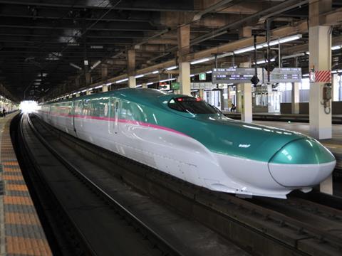 JR East's Series E5 trainsets operate at up to 320km/h on the Tohoku Shinkansen. (Photo: Akihiro Nakamura)