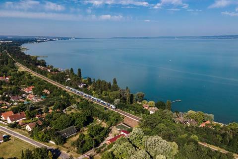 Laka Balaton train