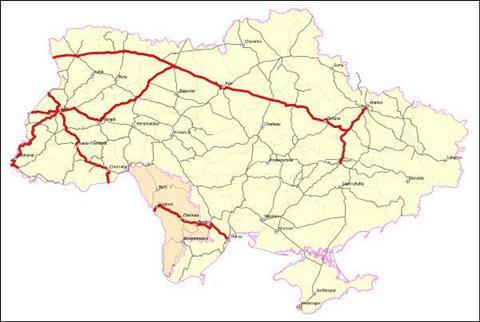 Map of the 1 435 mm gauge ‘backbone’ proposed to integrate the rail networks in Ukraine and Moldova with those in the European Union.
