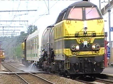 tn_be-weedkiller-train.jpg