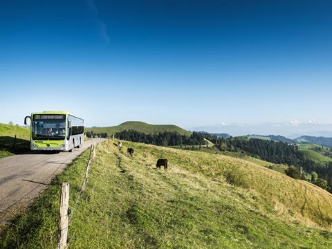 tn_ch-Luederenalp-Wanderbus-BLS.jpg