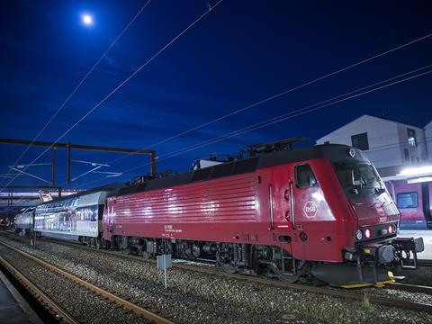 The first overnight test runs have been undertaken using 25 kV 50 Hz electrification newly installed on the Køge Nord – Næstved line (Photo: Klaus Holsting/Banedanmark).