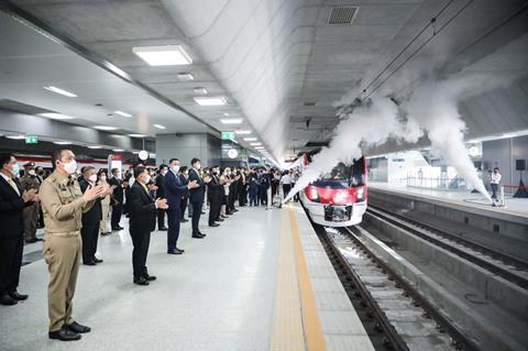 Bangkok Red Line opening smoke (Photo SRT)