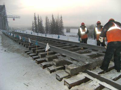 Tracklaying on the line to Yakutsk. Photo: Bolot Bochkarev