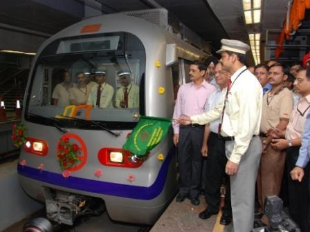 tn_in-delhi-Central_Secretariat-L6_opens.JPG