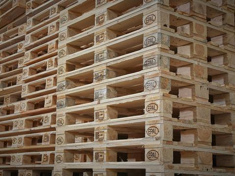 EPAL Euro pallets.