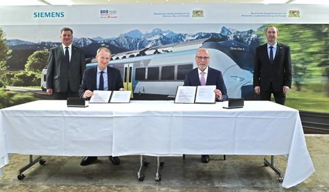 Hydrogen pilot project train leasing agreement signed