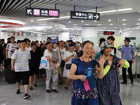 An 11·9 km extension of Nanchang metro Line 2 from Metro Central to Xinjiaan has opened.