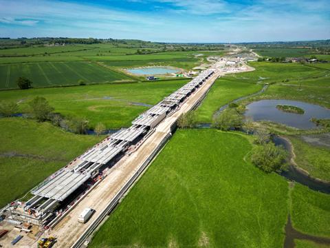 Aerial view of the Thame Valley Viaduct under construction (Photo HS2 Ltd)