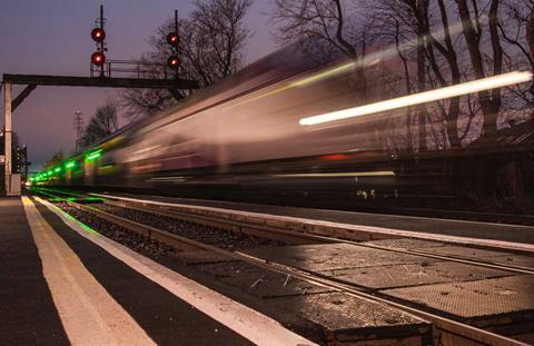 Signalling-on-trains
