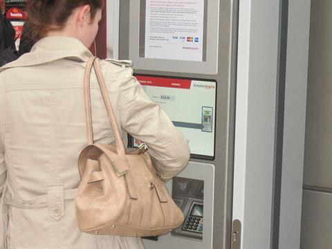 tn_gb-passenger-ticket-machine-greateranglia_03.jpg