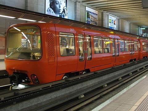 tn_fr-lyon-metro-line-d-mpl85.jpg