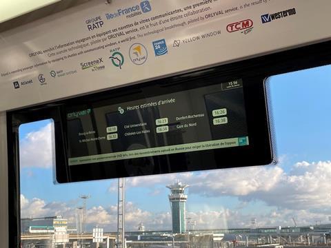 Smart window on an Orlyval shuttle (Photo: RATP Group)