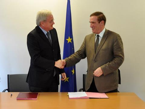 The agreement was signed by ERA Executive Director Marcel Verslype and Jean-Pierre Loubinoux, Director General of the International Union of Railways.