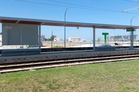 Cádiz Trambahía tram-train