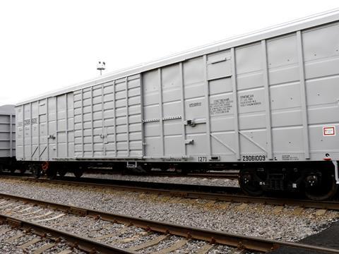 TikhvinSpetsMash plant has begun delivering 64 covered wagons to customers in Kazakhstan.