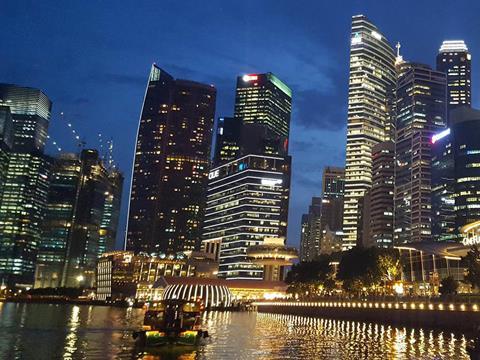 tn_sg-cityscape-night_01.jpg