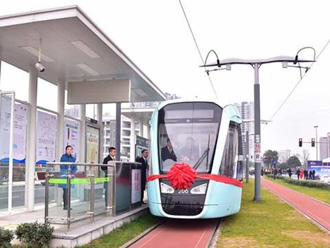 tn_cn-chengdu_tram_line_opening.jpg