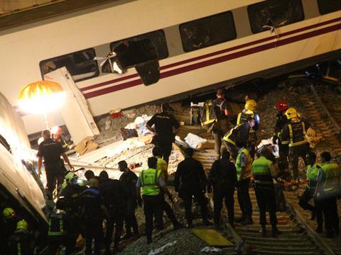 Santiago de Compostela derailment (Photo: Contando Estrelas <a href=