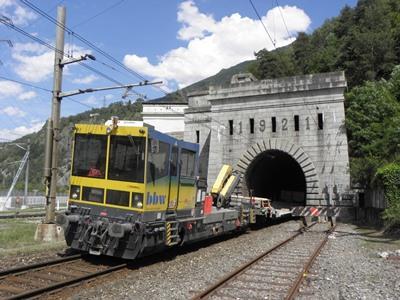 tn_ch-simplon-tunnel-rhomberg-vehicle.jpg