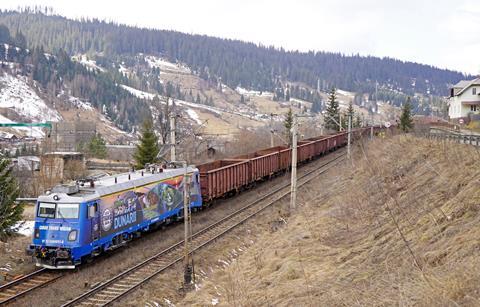 Softronic LEMA 005 on Iacobeni - Vatra Dornei line (Photo: Tudosa Mihai)