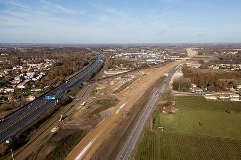 le-trace-de-la-lgv-s-eloigne-de-l-a10-pour-aller-s-accoler-a-la-ligne-classique-chartres-bordeaux-sur-une-dizaine-de-kilometres_original-credit Lilian Marolleau