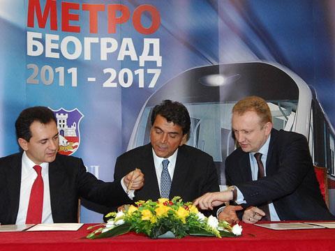 tn_rs-beograd-metro-agreement-20111118.jpg