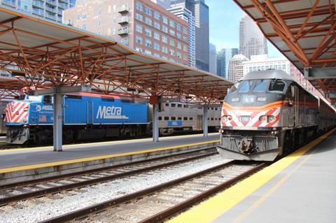 tn_us-metra-chicago-la-salle-street.jpg