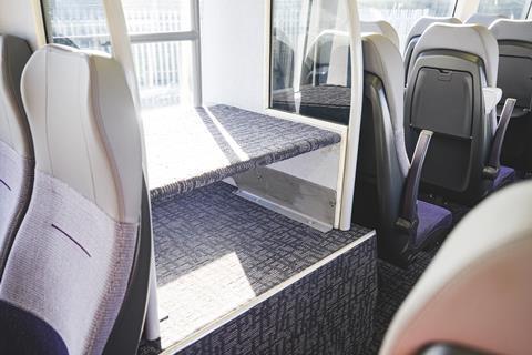 EMR Class 170 DMU refurbished (Photo EMR) (3)