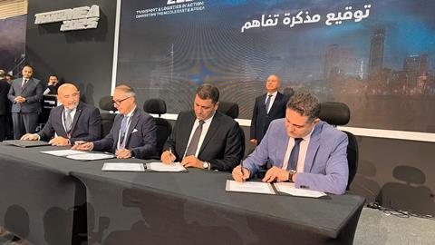 Alexandria tramway contratct signing (Photo Hitachi)