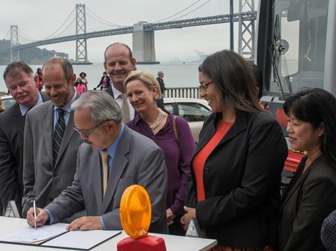 tn_us-san_francisco_lrv_award_signing.jpg