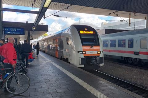 National Express RRX RE1 at Duesseldorf Hbf