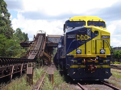 MRS Logística has signed an agreement to extend its concession to operate freight services on its 1 643 km broad and mixed gauge network in the states of Rio de Janeiro, Minas Gerais and São Paulo.