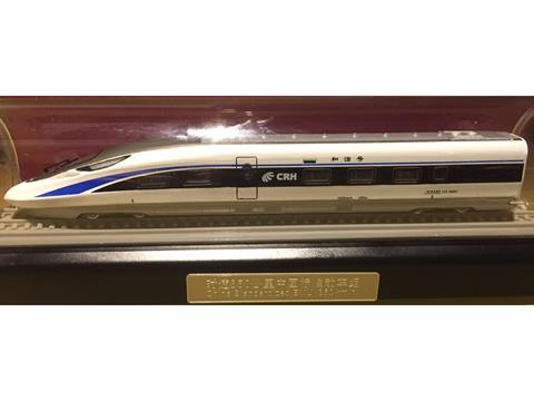 Model of a China Standard high speed EMU.