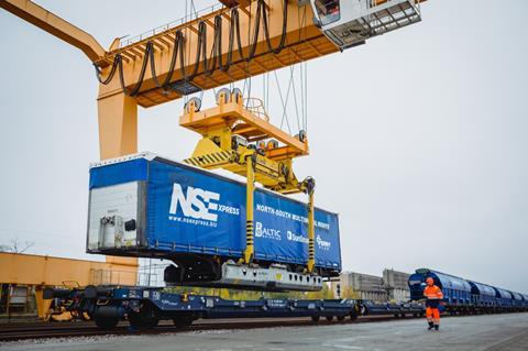 Lithuania’s LTG Cargo and Ukraine’s Ukrzaliznytsia have operated a trial service transporting lorry semi-trailers by rail from Kaunas to Kyiv via Poland.