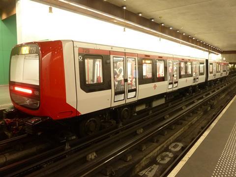 Lyon metro Line B (Photo: Jérémie Anne)