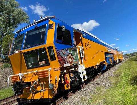 TDX101 tamper machine on rail