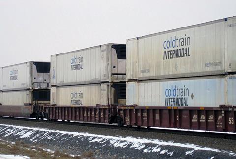 tn_us-coldtrain-intermodal-doublestack.jpg