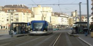 tn_urban-fr-caen-rubber-tyred-tram.jpg