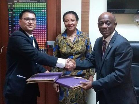 Pushpesh Tyagi of the Abidjan Representative Office of Export-Import Bank of India finalised the buyer’s credit agreement with Ghana’s Minister of Finance & Economic Planning Seth E Terkper and Deputy Minister Deputy Minister Mona Quartey.