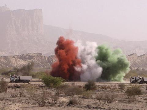 tn_ir-chahbahar-zahedan-blast-101206.jpg