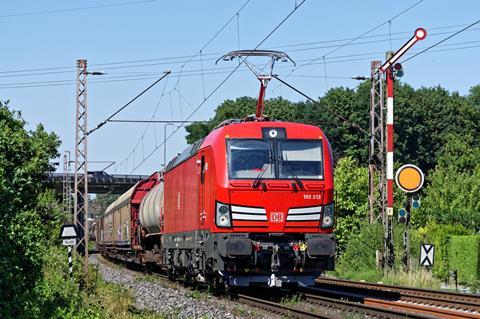 DB Cargo Vectron (Photo: Deutsche Bahn/Marcus Henschel)