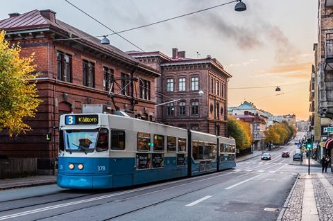 Göteborg transport operator Västtrafik has awarded Škoda Group an €80m contract to overhaul 80 Type M31 trams.